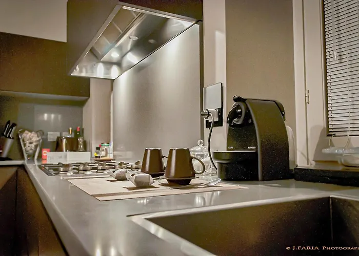 Campo De Fiori Luxury Jacuzzi & Cinema Apartament *