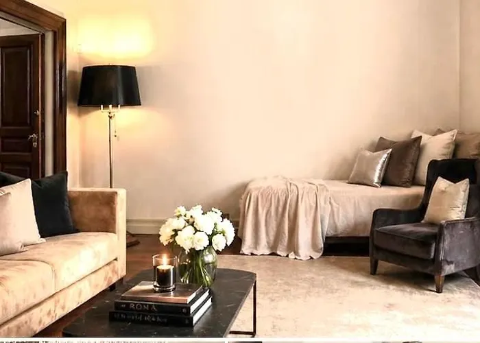 Campo De Fiori Luxury Jacuzzi & Cinema Rom