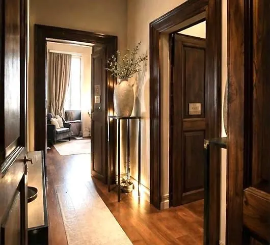 Campo De Fiori Luxury Jacuzzi & Cinema Apartment Rom