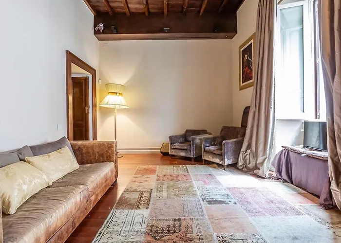 Campo De Fiori Luxury Jacuzzi & Cinema