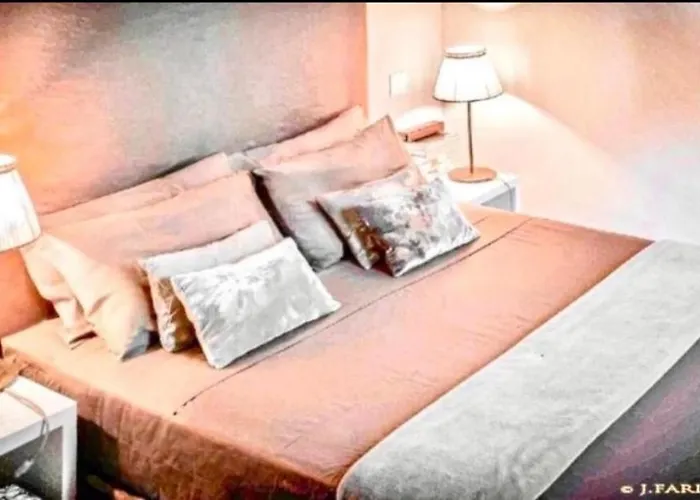 Campo De Fiori Luxury Jacuzzi & Cinema Apartment Rom