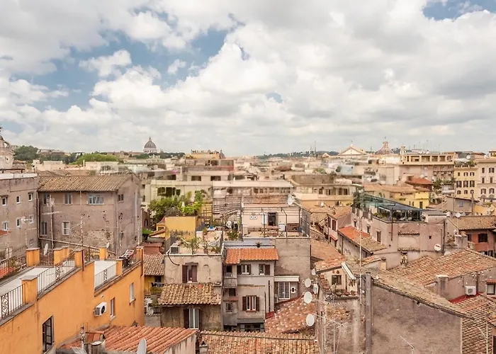 Campo De Fiori Luxury Jacuzzi & Cinema